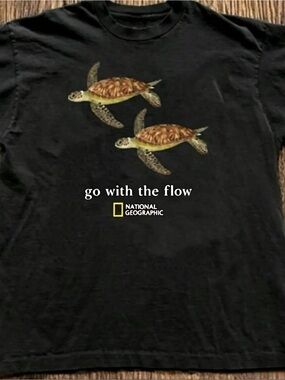 National Geographic Womens Mens T-shirt Unisex Balck